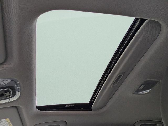 2025 Hyundai Elantra SEL - Photo 19