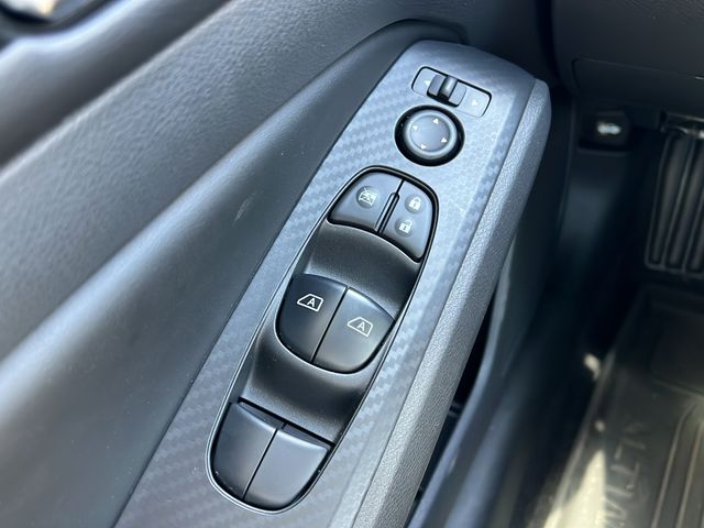 2025 Nissan Altima SV - Photo 21