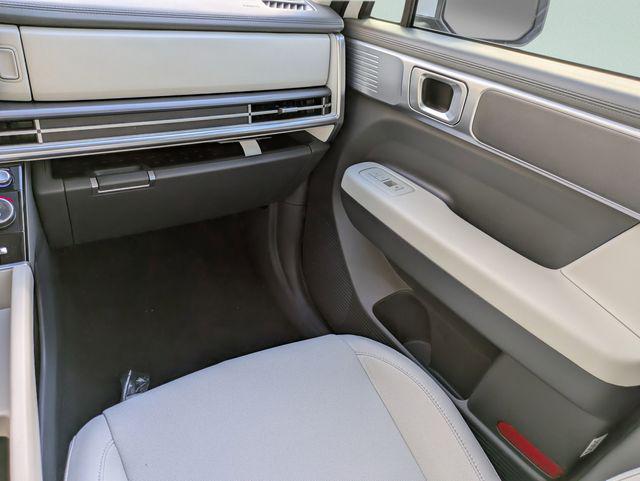 2026 Hyundai Santa Fe SE - Photo 11