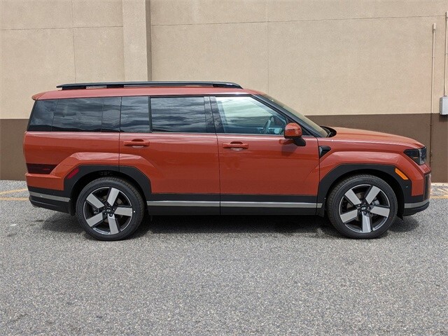 2024 Hyundai Santa Fe Limited photo 3