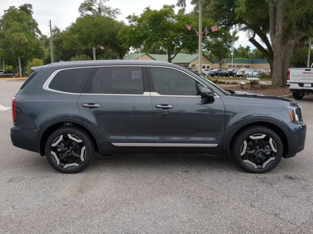 Used 2023 Kia Telluride S SUV