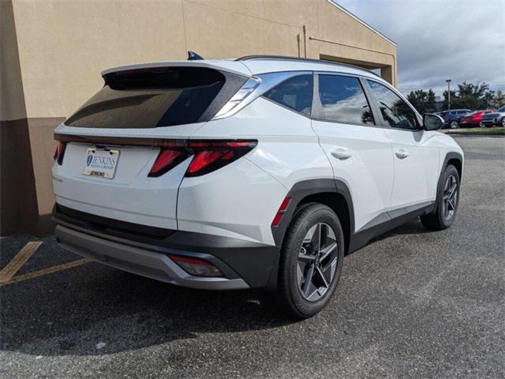New 2026 Hyundai Tucson SEL FWD SUV