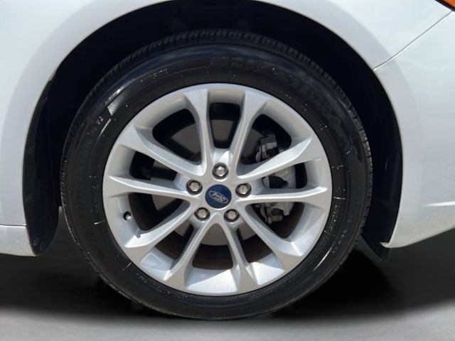 2019 Ford Fusion Hybrid SE - Photo 11