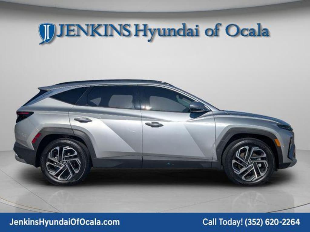 New 2026 Hyundai Tucson Limited FWD SUV