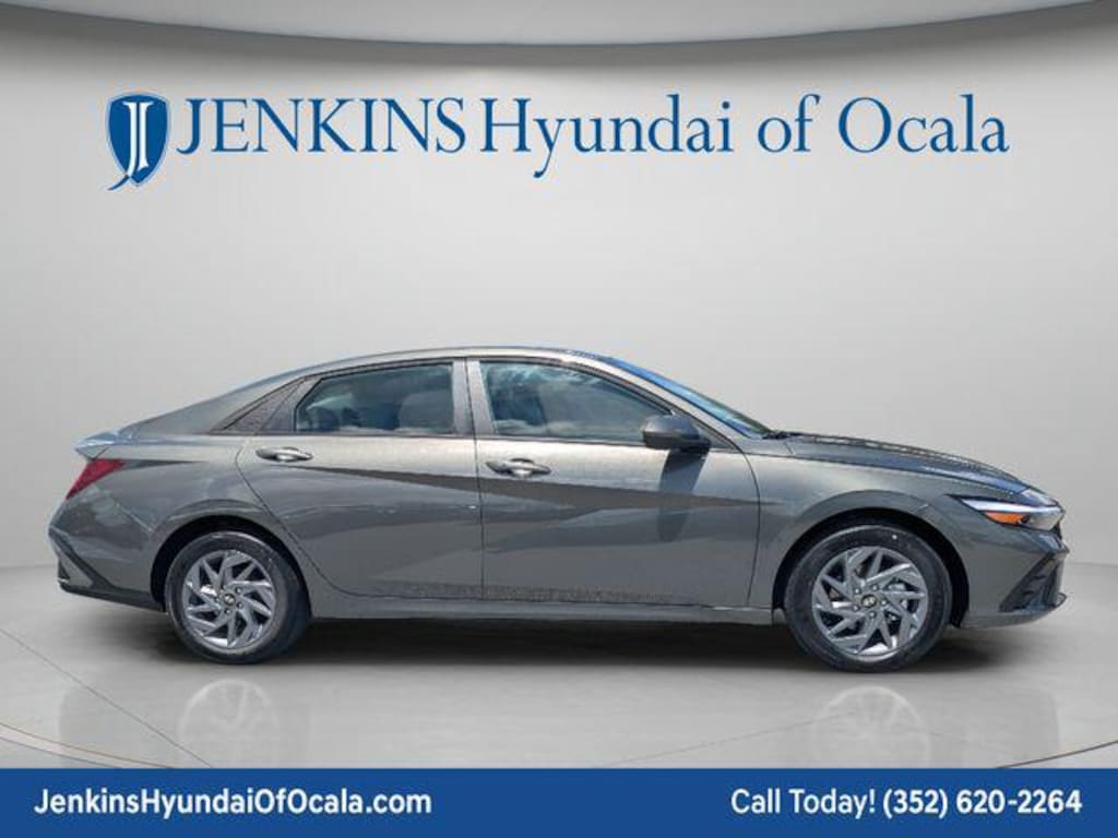 New 2026 Hyundai Elantra Hybrid Blue Sedan