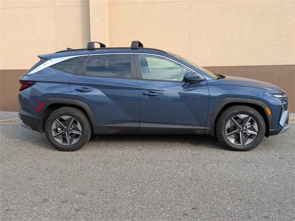 New 2026 Hyundai Tucson SEL FWD SUV