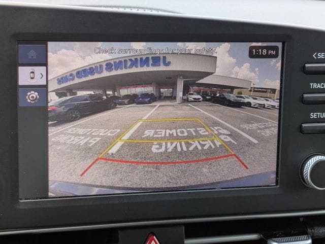 2025 Hyundai Elantra SE - Photo 18