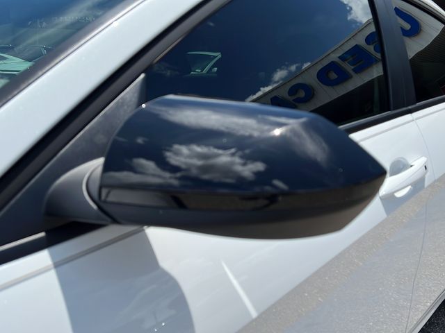 2025 Hyundai Elantra SEL - Photo 31