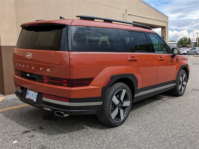 2024 Hyundai Santa Fe Limited photo 4