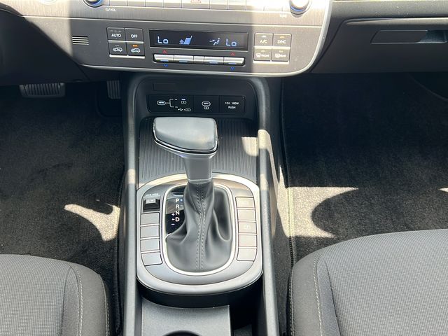 2024 Hyundai Kona SEL - Photo 18