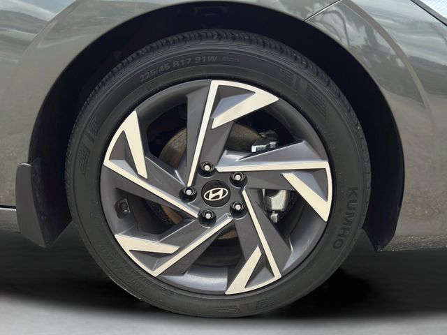 2025 Hyundai Elantra SEL - Photo 30