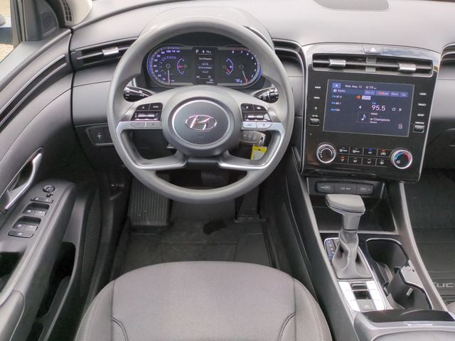 2024 Hyundai Tucson SE - Photo 14