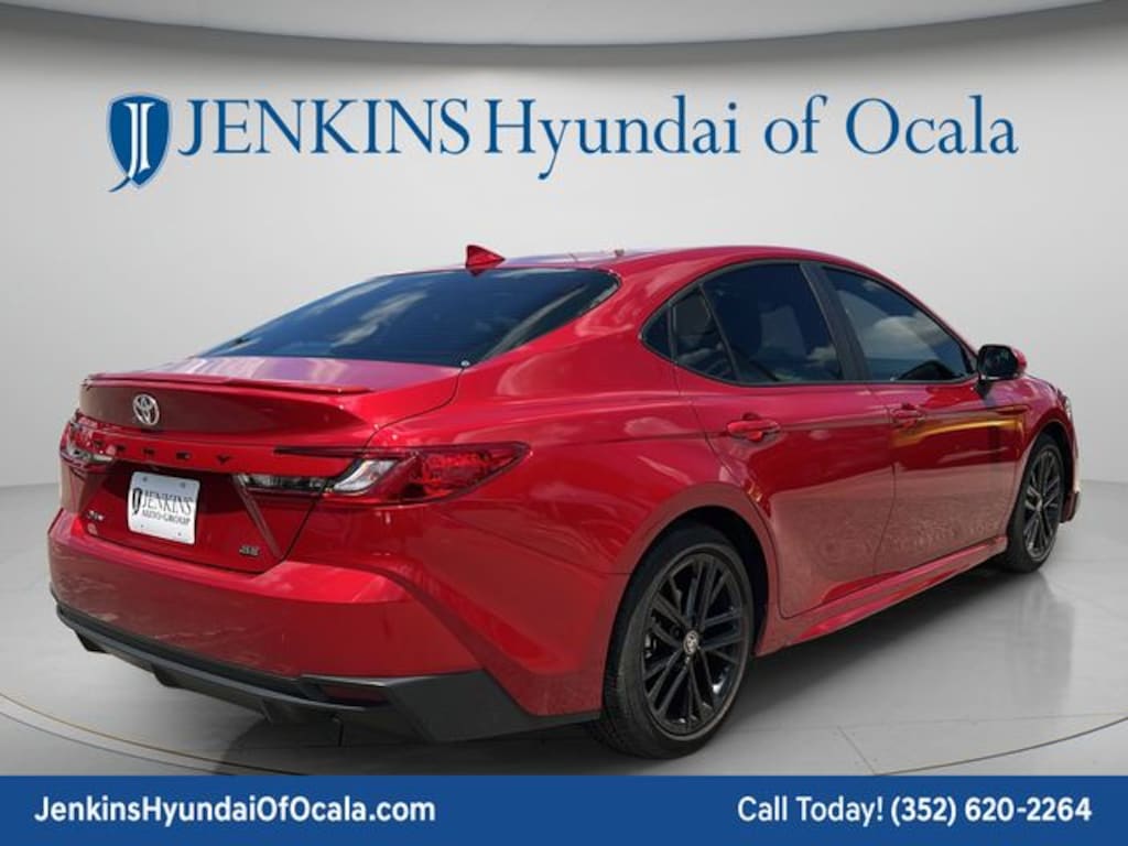 Used 2025 Toyota Camry SE Sedan