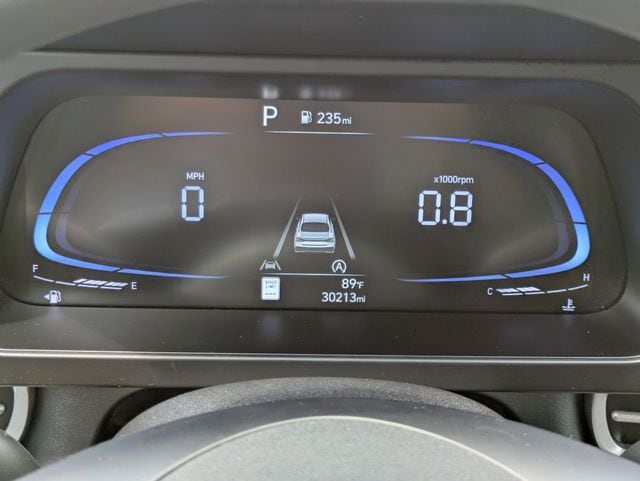 2025 Hyundai Elantra SE - Photo 25