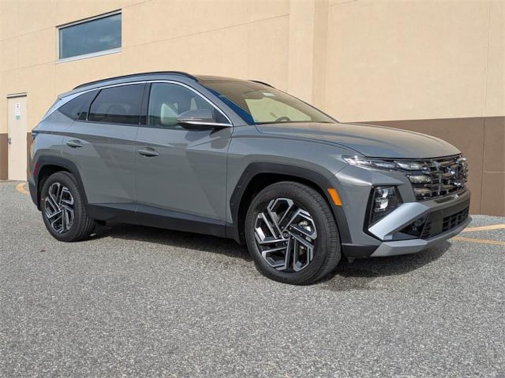 New 2026 Hyundai Tucson Limited FWD SUV