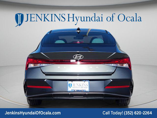 New 2026 Hyundai Elantra Hybrid Limited Sedan