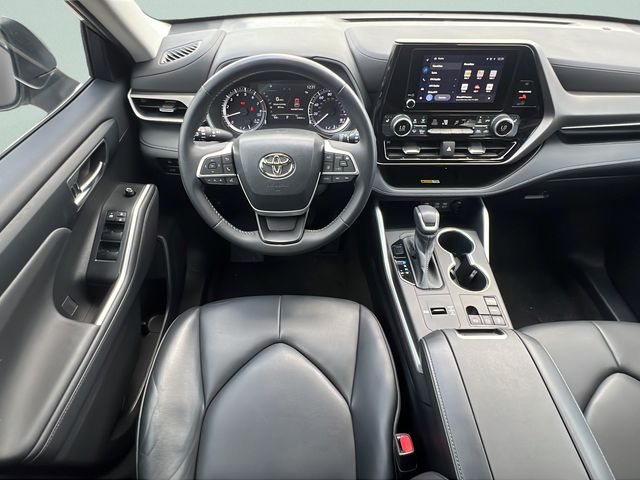 2023 Toyota Highlander XLE - Photo 14