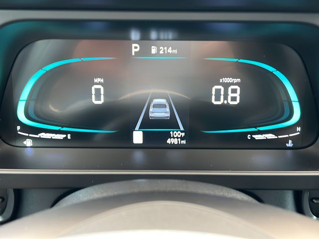 2025 Hyundai Elantra SEL - Photo 29