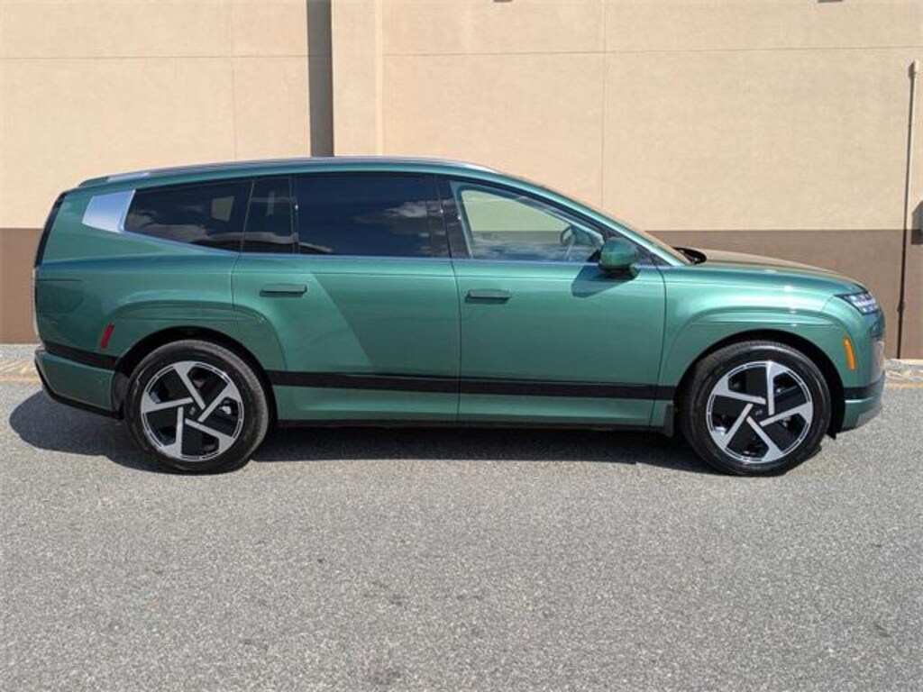 New 2026 Hyundai IONIQ 9 Performance Calligraphy SUV