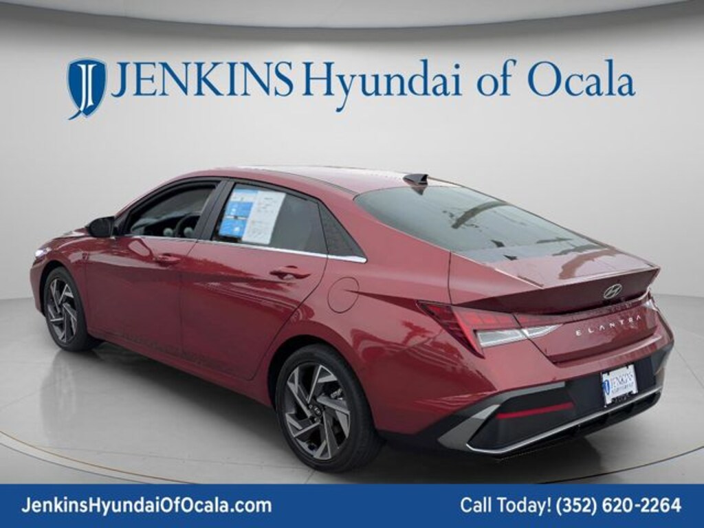 Certified 2025 Hyundai Elantra SEL Convenience Sedan