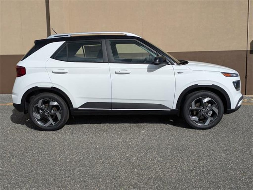 New 2026 Hyundai Venue SEL SUV