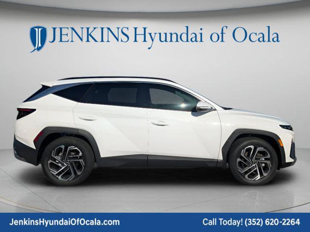 New 2026 Hyundai Tucson Limited FWD SUV