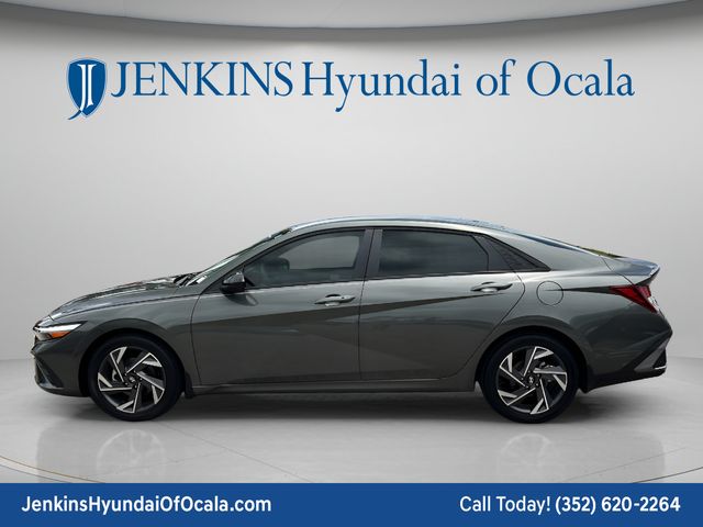 2025 Hyundai Elantra SEL - Photo 6