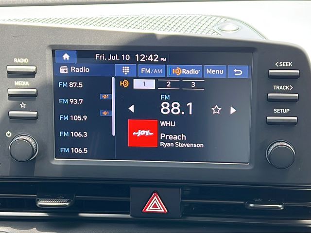 2025 Hyundai Elantra SEL - Photo 19