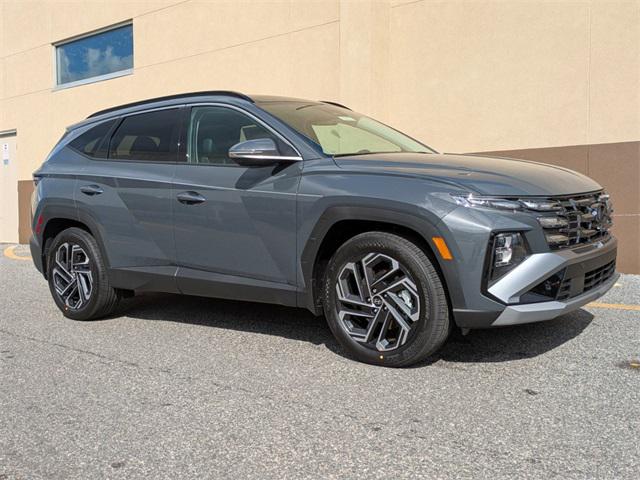 2025 Hyundai Tucson Limited photo 2