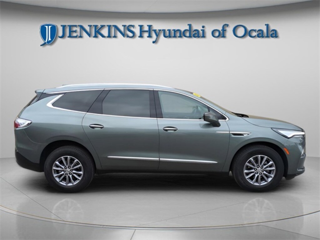 Used 2024 Buick Enclave Essence SUV