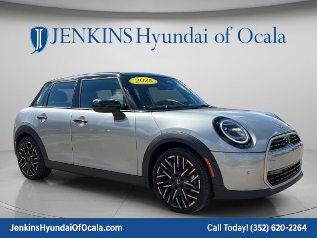 Used 2025 MINI Hardtop 4 Door Cooper Hatchback