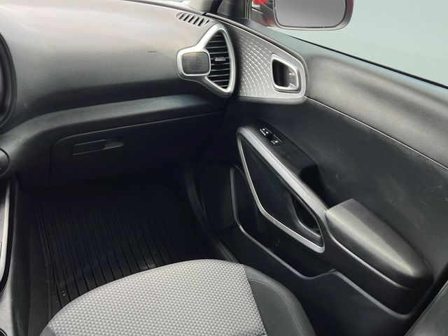 2023 Kia Soul LX - Photo 15