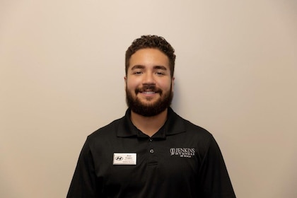 Staff member Jose Lopez from ID_c8bf90cb85ad