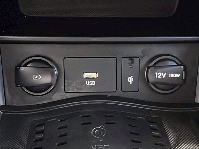 2023 Hyundai Kona Limited - Photo 23