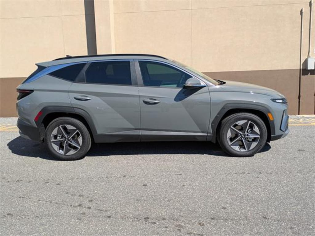 New 2025 Hyundai Tucson SEL Convenience FWD SUV
