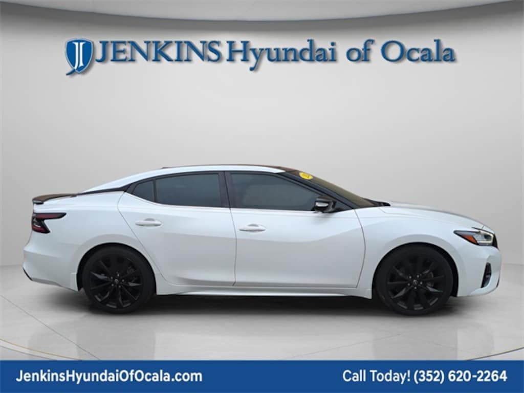 Used 2023 Nissan Maxima SR Sedan