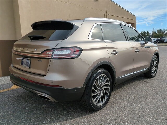 2020 Lincoln Nautilus Reserve photo 2