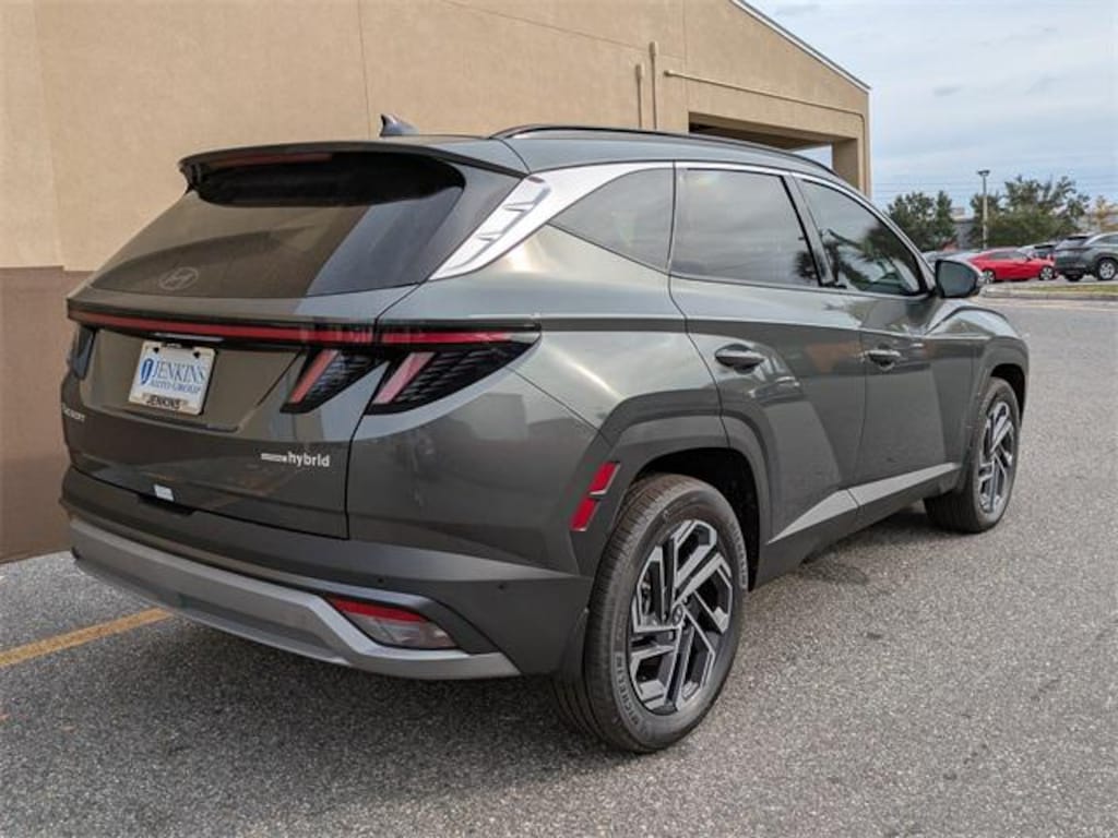 New 2025 Hyundai Tucson Hybrid Limited SUV