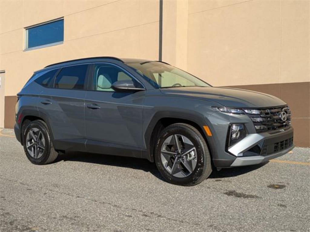 New 2025 Hyundai Tucson SEL FWD SUV