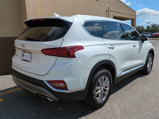 2019 Hyundai Santa Fe SEL photo 3