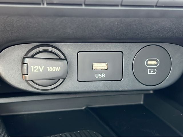 2025 Hyundai Elantra SEL - Photo 23