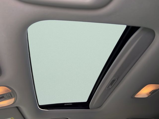 2022 Hyundai Kona Limited - Photo 19