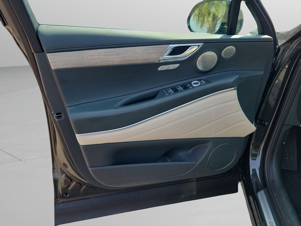 2025 GENESIS GV80 Advanced - Photo 16
