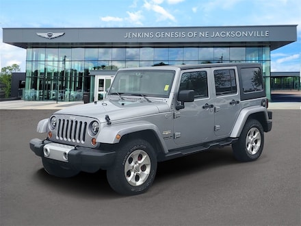 2013 Jeep Wrangler Unlimited Sahara SUV