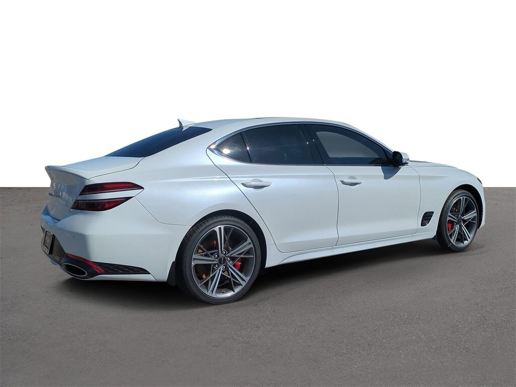 2025 Genesis G70 2.5T Sport Prestige photo 3
