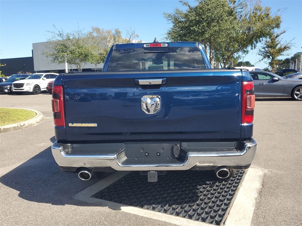 2019 Ram 1500 Laramie photo 3