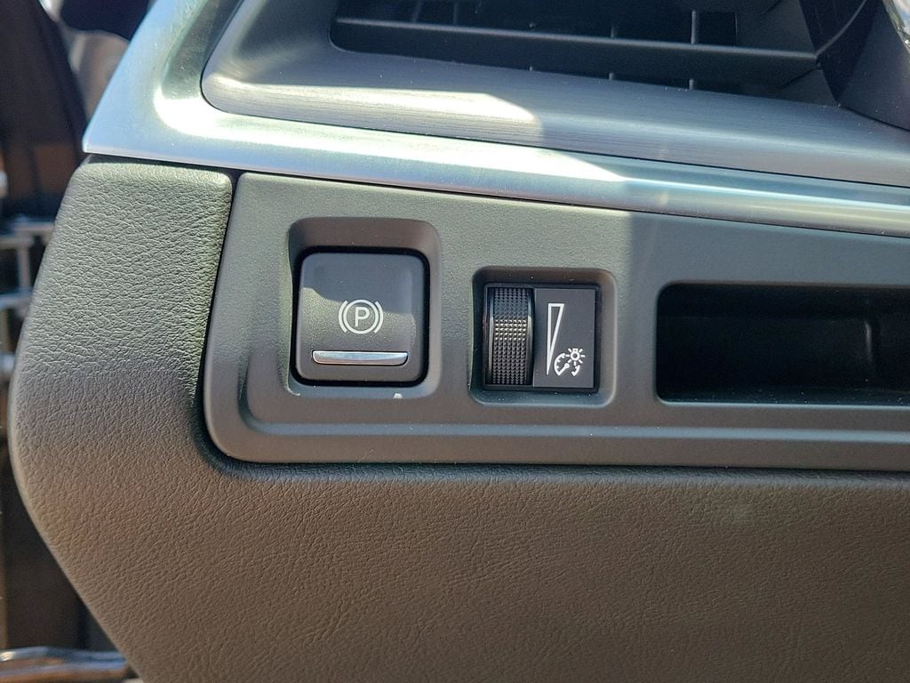 2025 Cadillac XT5 Luxury - Photo 27