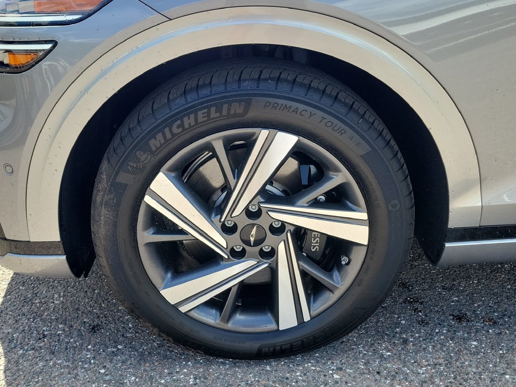 2026 GENESIS GV70 Sport Advanced - Photo 7
