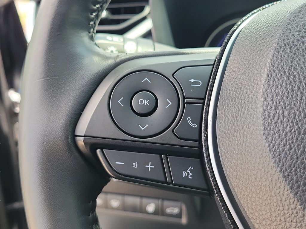 2020 Toyota RAV4 XSE - Photo 23