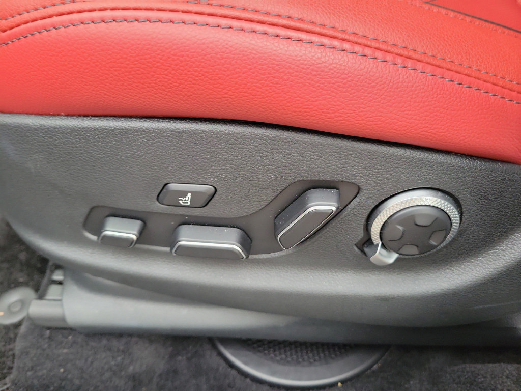 2026 GENESIS GV70 Sport Prestige - Photo 17